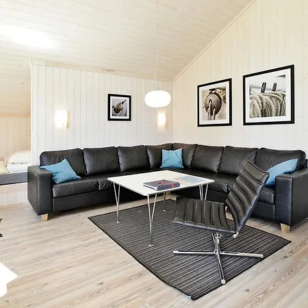 Stylish Baltic Retreat With Fireplace 펜션 *