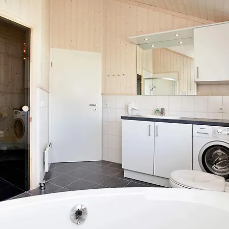 Stylish Baltic Retreat With Fireplace Dom wakacyjny *