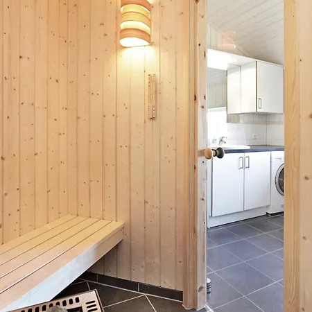 Stylish Baltic Retreat With Fireplace Dom wakacyjny *